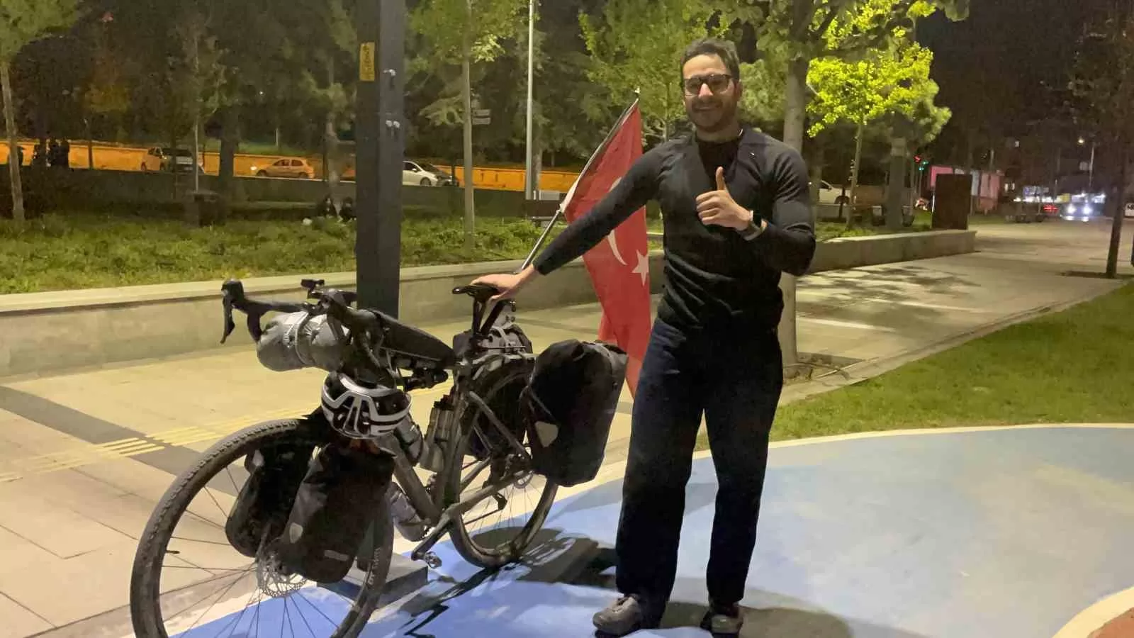Fransız Mühendis Türk Bayrağıyla Karaman’da: 