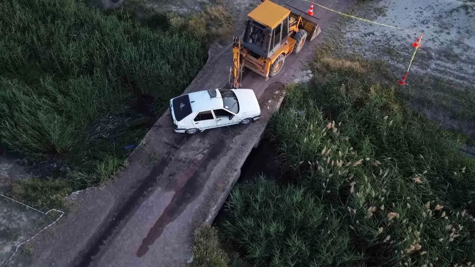 Karaman’da Tarım İşçisi Ailenin İçinde Bulunduğu Otomobil Dereye Devrildi: 3 Çocuk Öldü, 4 Yaralı