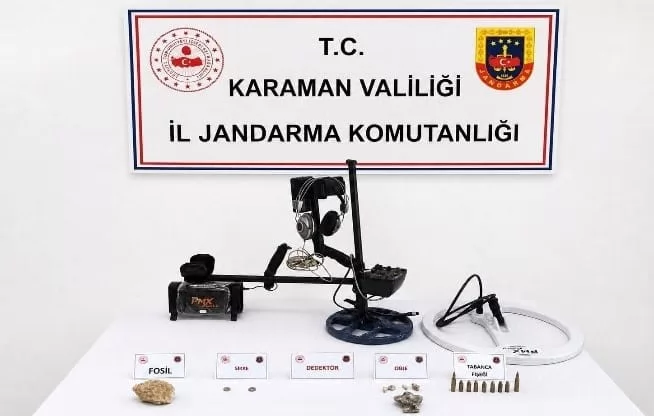 Karaman Jandarmasından Huzur Operasyonu: Binlerce Araç Sorgulandı, Aranan 7 Şahıs Tutuklandı!