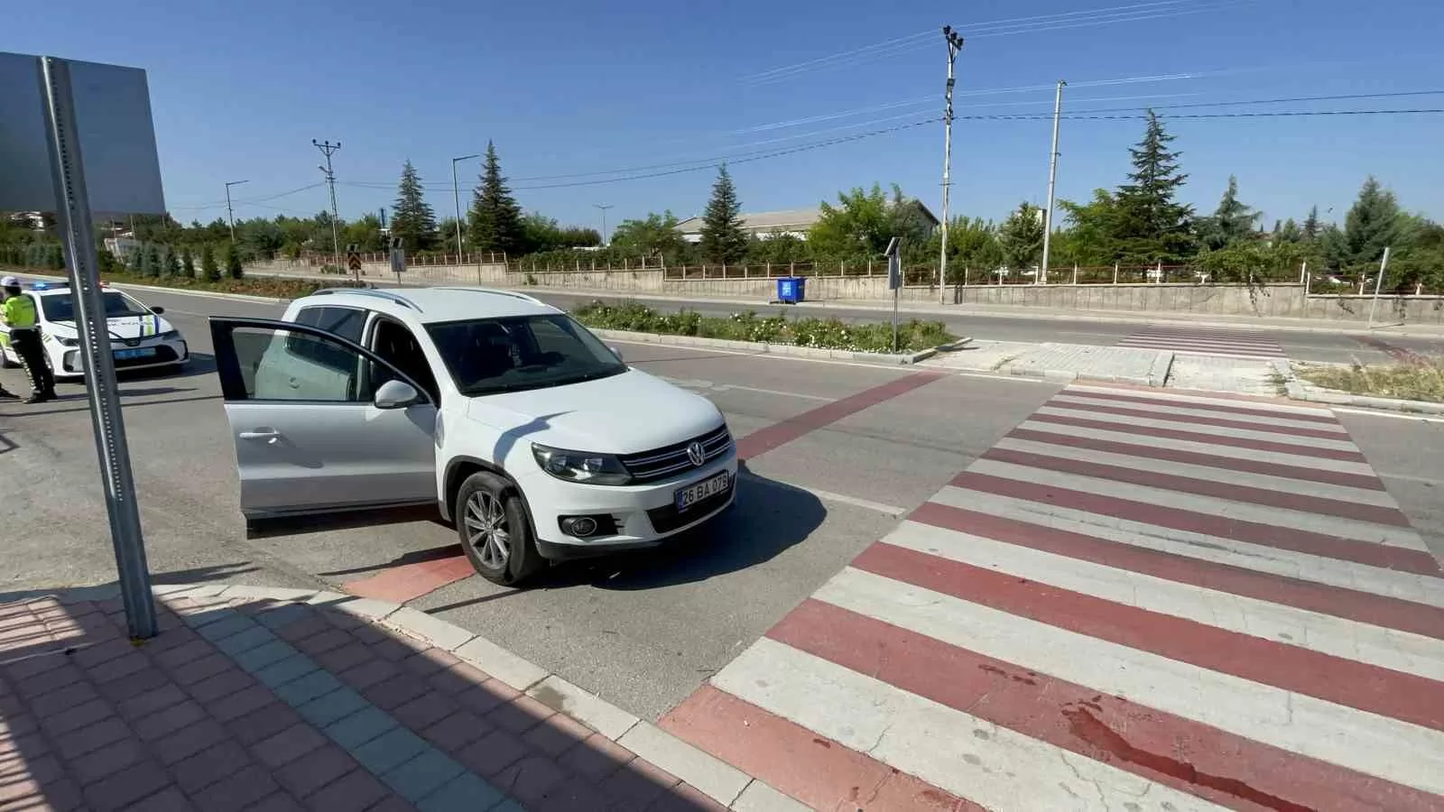 SUV Aracın Çarptığı 17 Yaşındaki Kız Yaralandı!