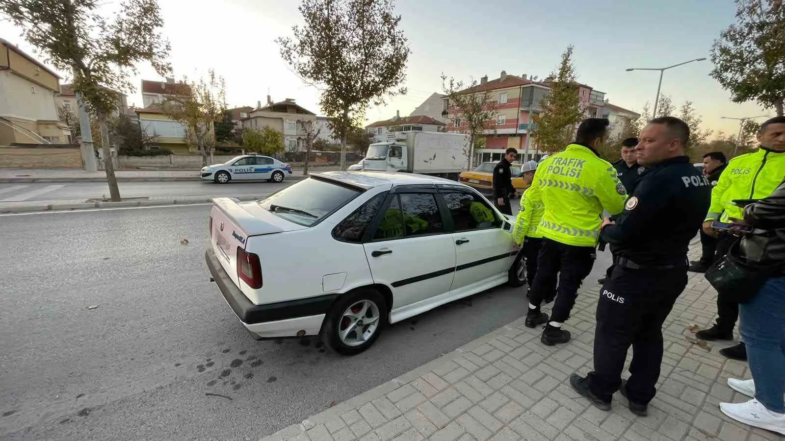 Polis Uygulamasından Kaçan Sürücüye 30 Bin Lira Ceza Kesildi