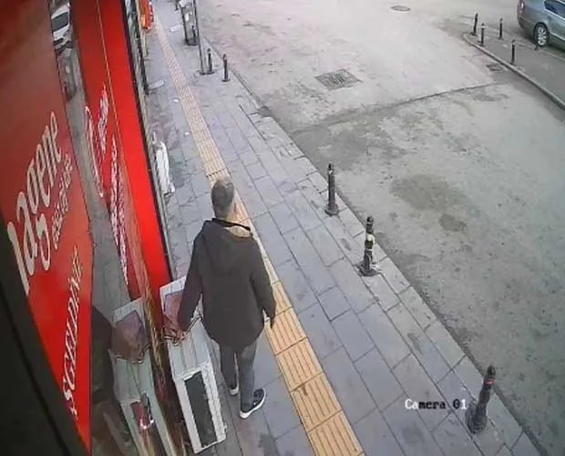 Karaman’da Bankta Unutulan Çanta Çalındı: Hırsızlık Anı Kameraya Yansıdı