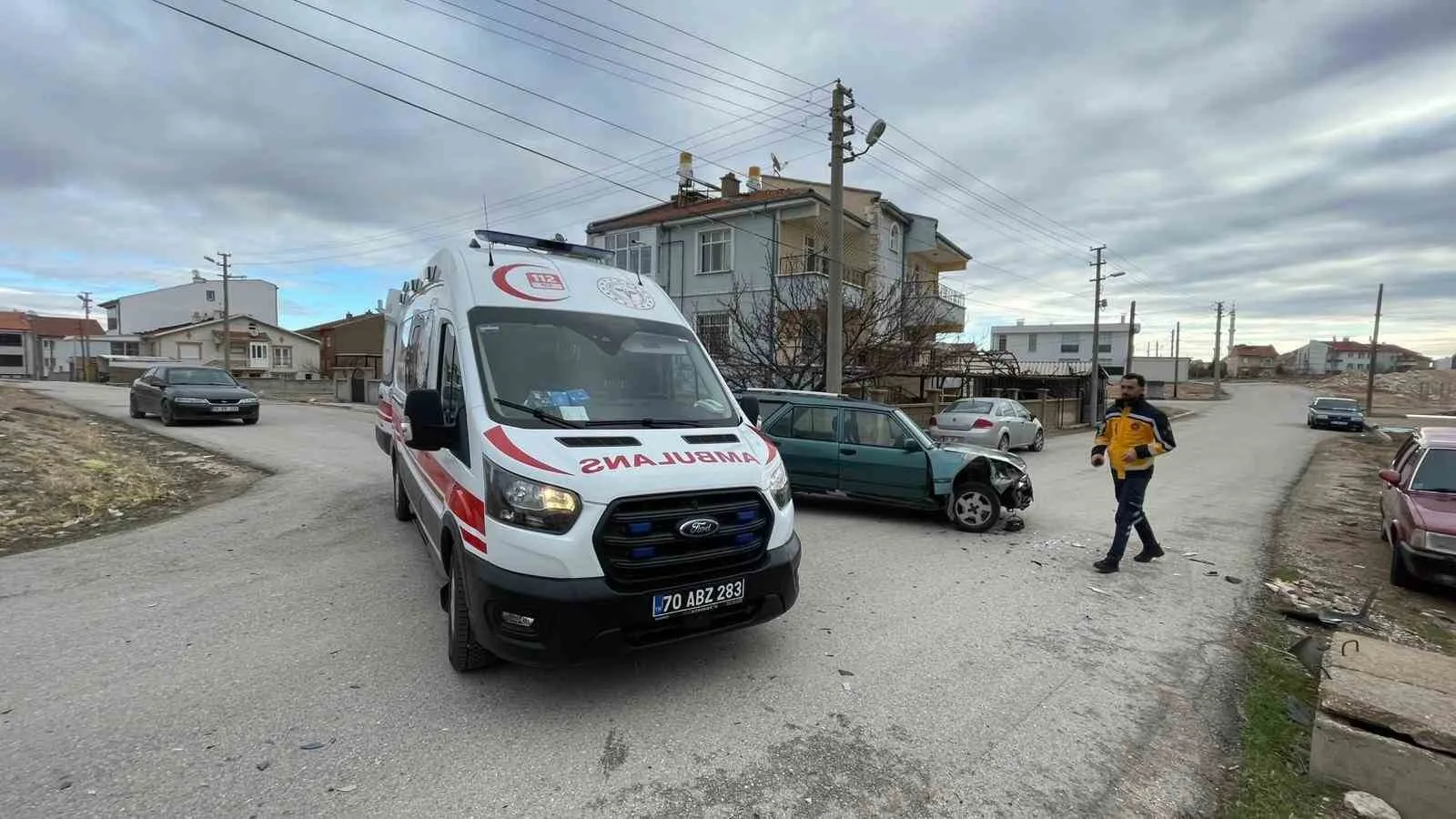 Karaman’da Otomobil ile Cip Çarpıştı: 1 Yaralı