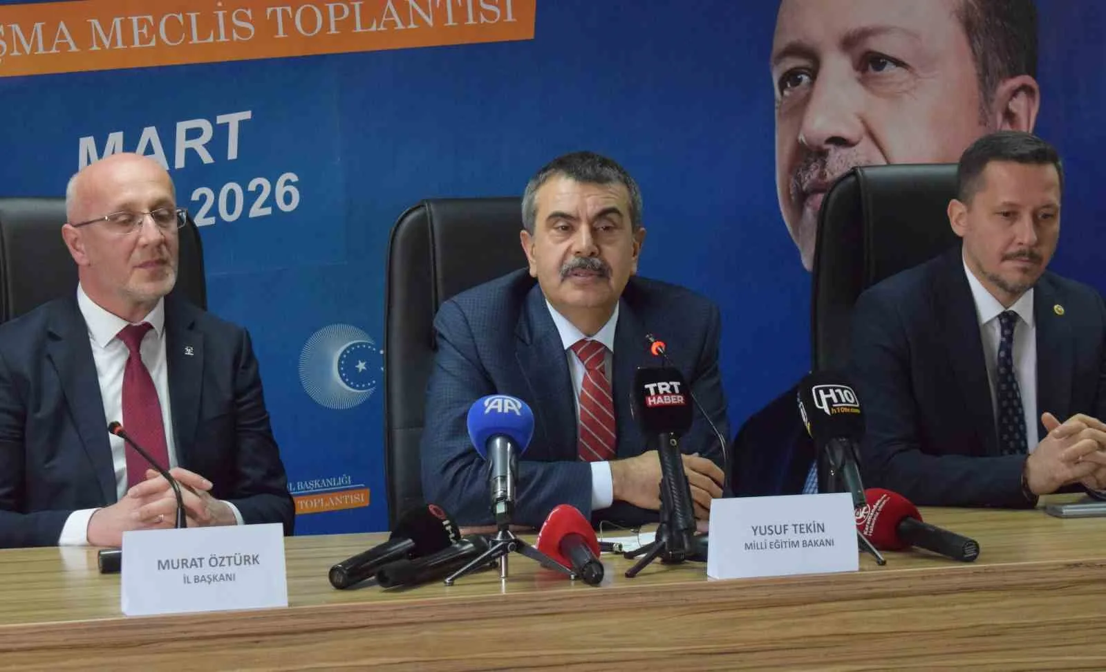 Bakan Tekin: 