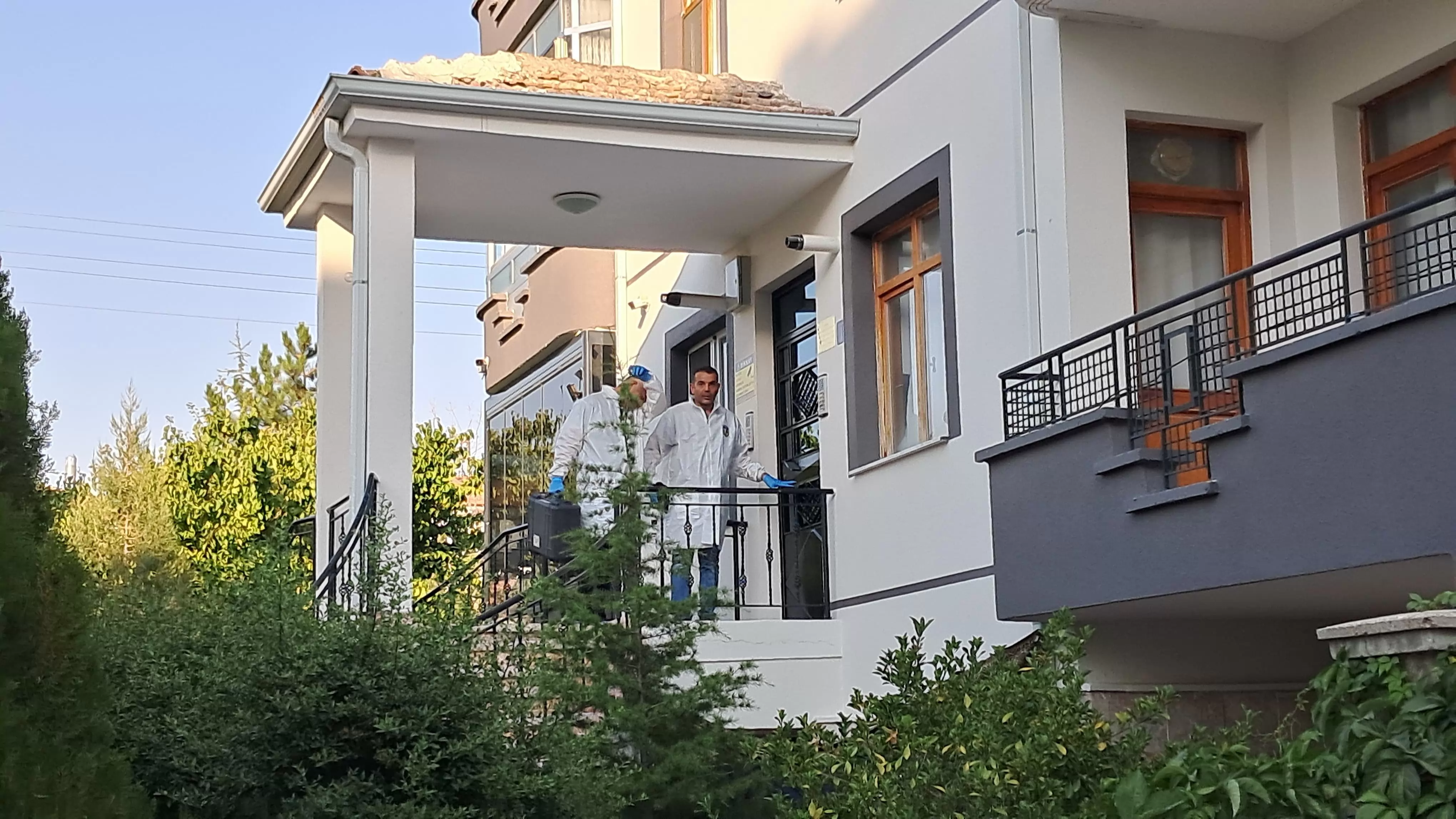 Karaman’da 5. Kattan Düşen 2 Yaşındaki Çocuk Hayatını Kaybetti